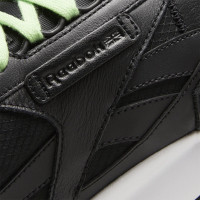 Кроссовки Reebok Classic Leather Legacy черные с зеленым